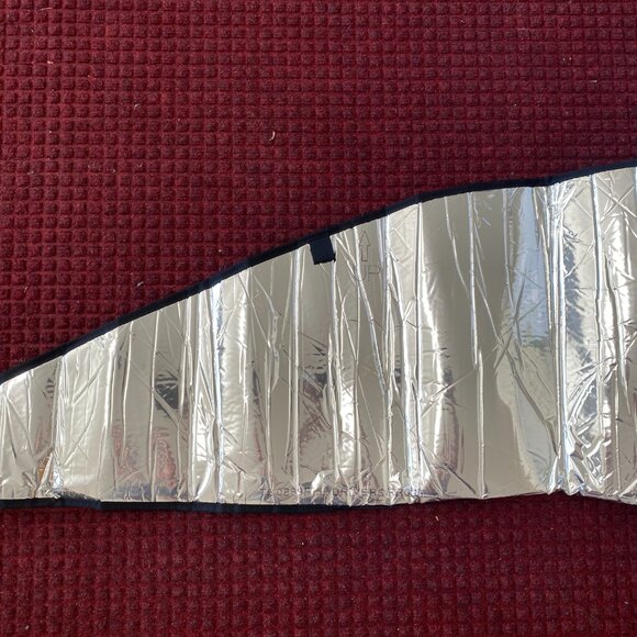 2018 Subaru Outback WeatherTech sunshades - Picture 6 of 6